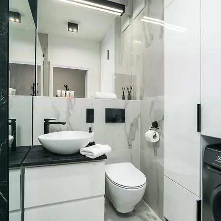 Apartment Exclusive With Terrace By Renters Poznan